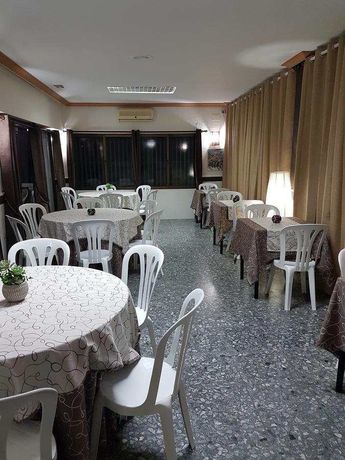 Pension Los Verdiales 拉海瑞德拉 外观 照片